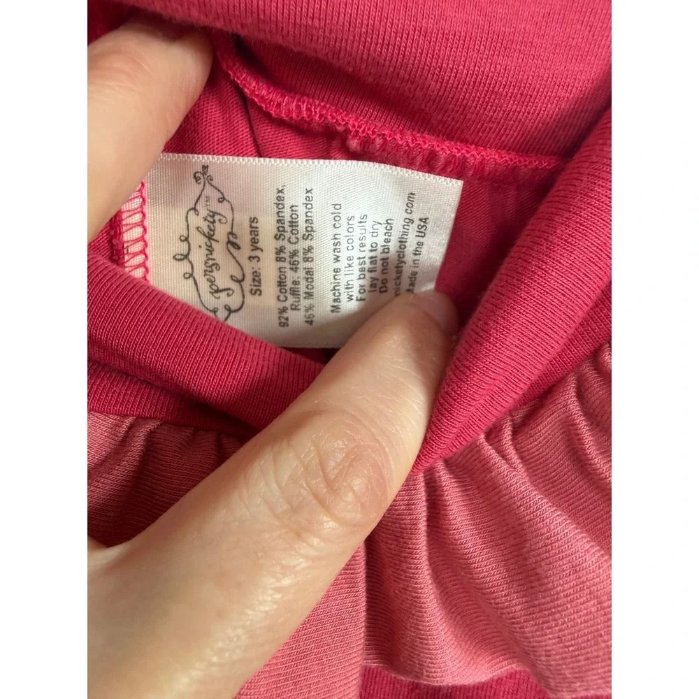 Persnickety vibrant pink